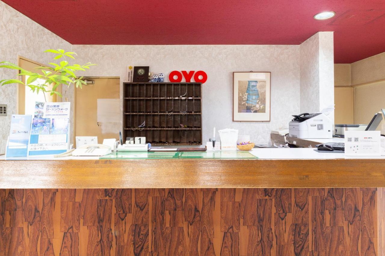 Oyo Joetsu City Hotel Kasugayama Exterior photo